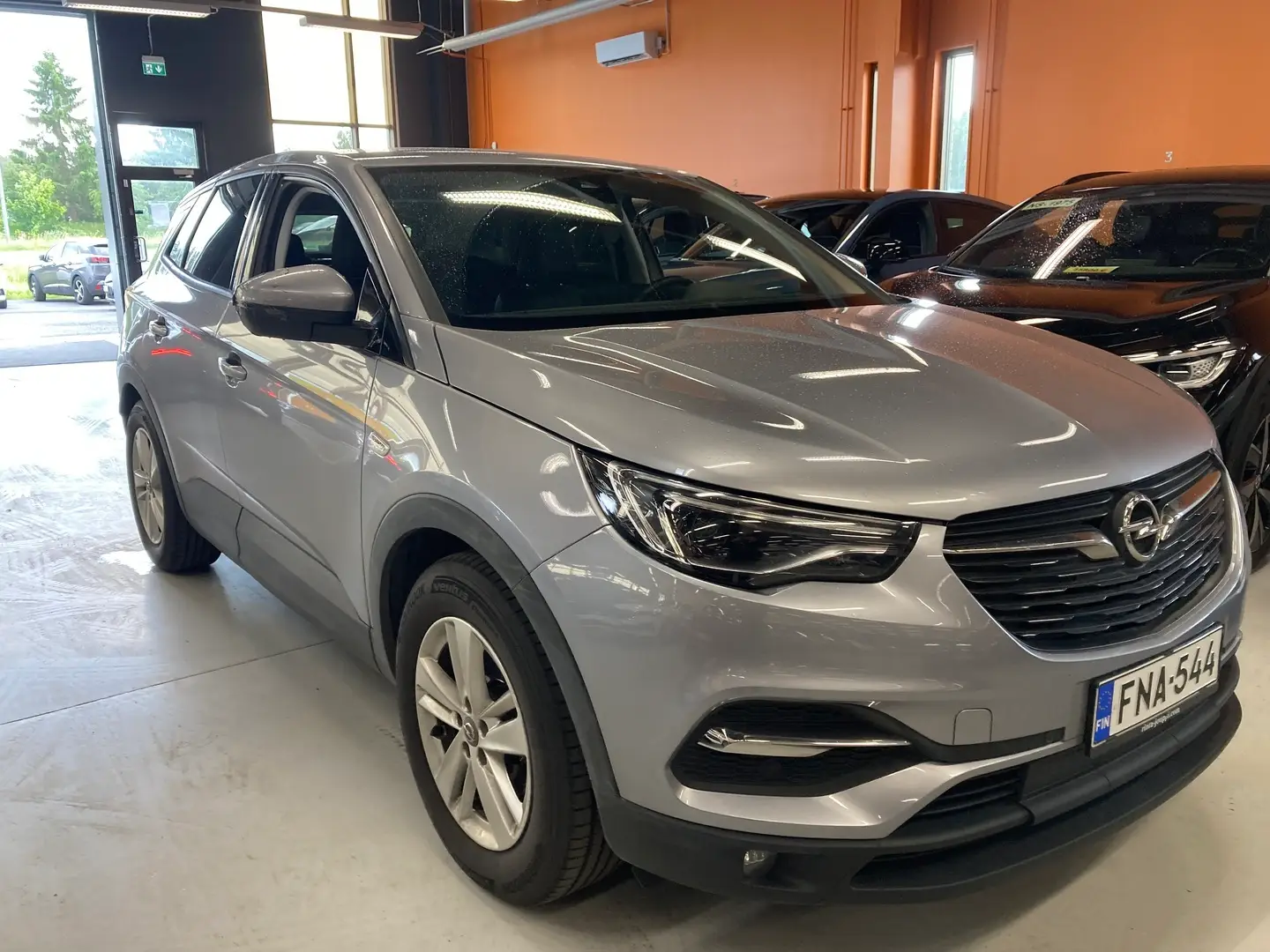 Car Image - 3XTe5u854KaV1hoi4eLIH