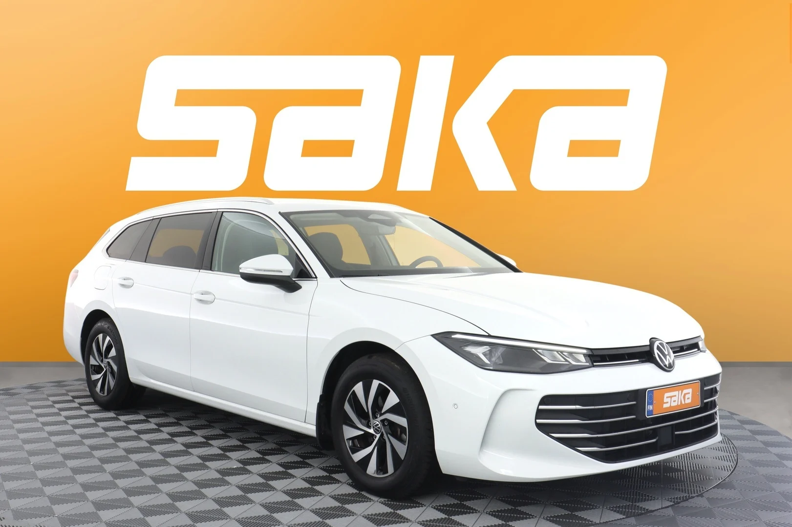 Car Image - 1cTT367Gs8C7Z3LWoQa2rs