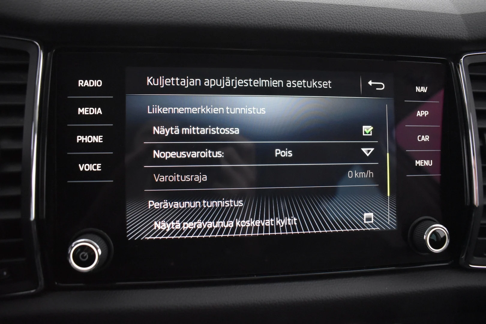 Car Image - 5hLoFwjJbZWoS6aWXnRJw1