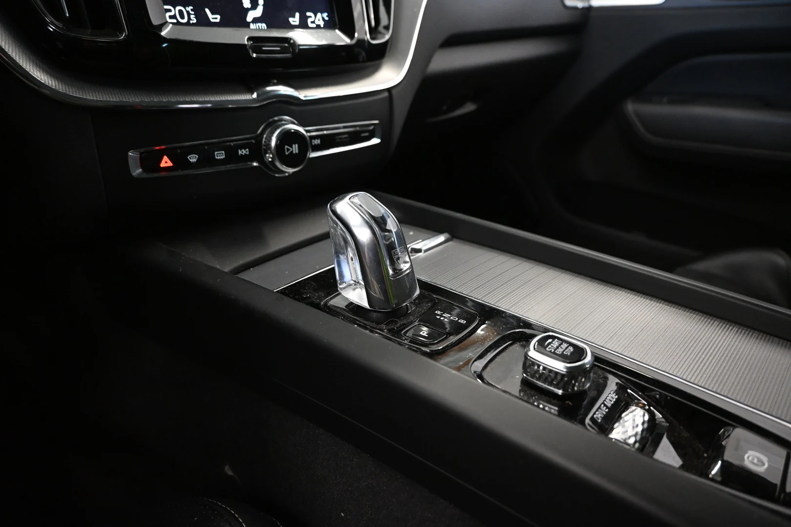 Car Image - 4F4OdSTJi7KlZSmp4hcaK6