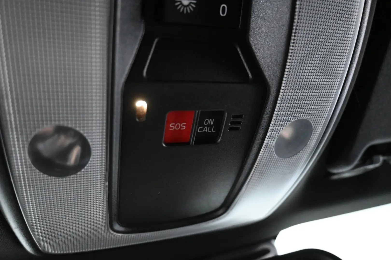Car Image - 5llrrbFk8GU0Ha0jnGtOxD