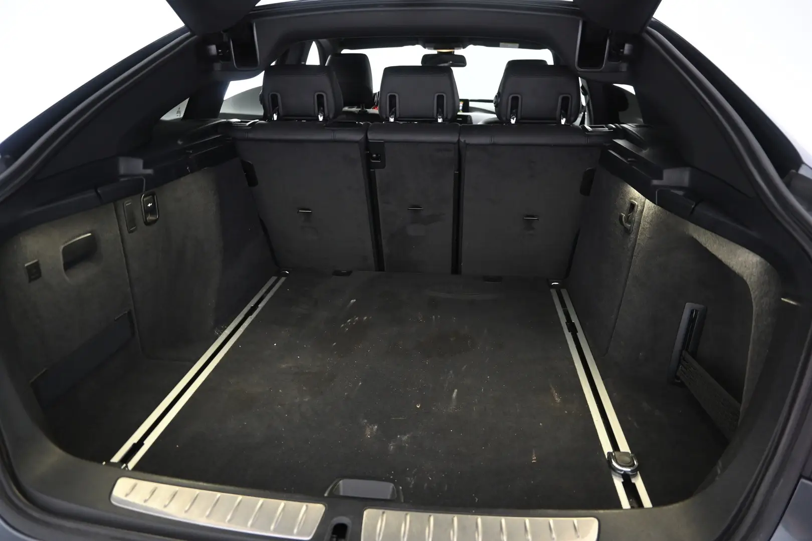 Car Image - 130SVDRuOiRnUEcmXFAJJG