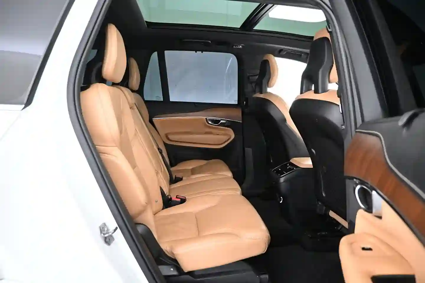 Car Image - 6WIDMzI64U3Fhi0rDoo4XV