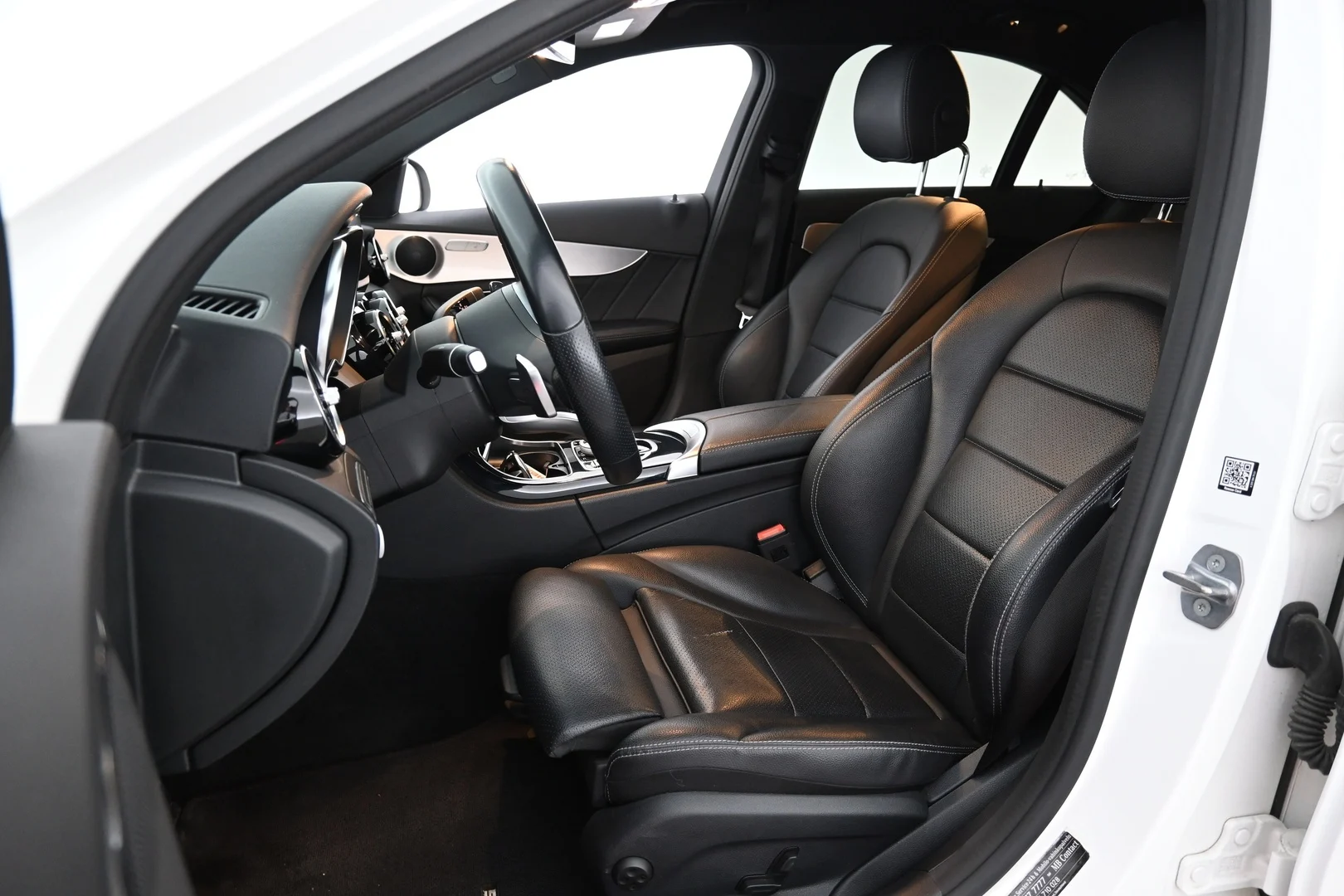 Car Image - 7dceaJsq79MJ0r9req540j