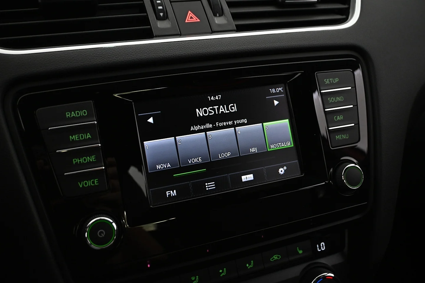 Car Image - 781GFN3ZSYPGylXIAJVXz8