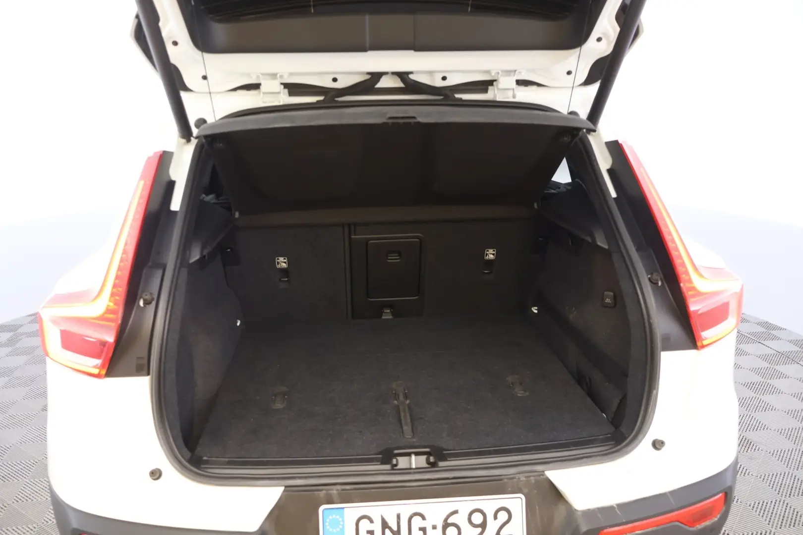 Car Image - 14GtTpvFEddWXQkFWaTIgR