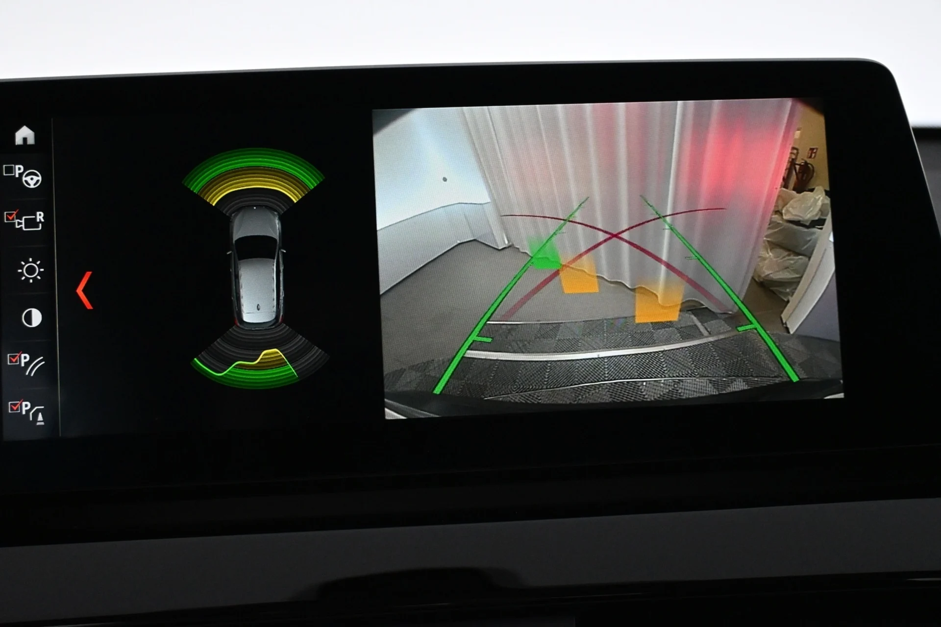 Car Image - 5NzZh4SHFf64lgO9fo861k