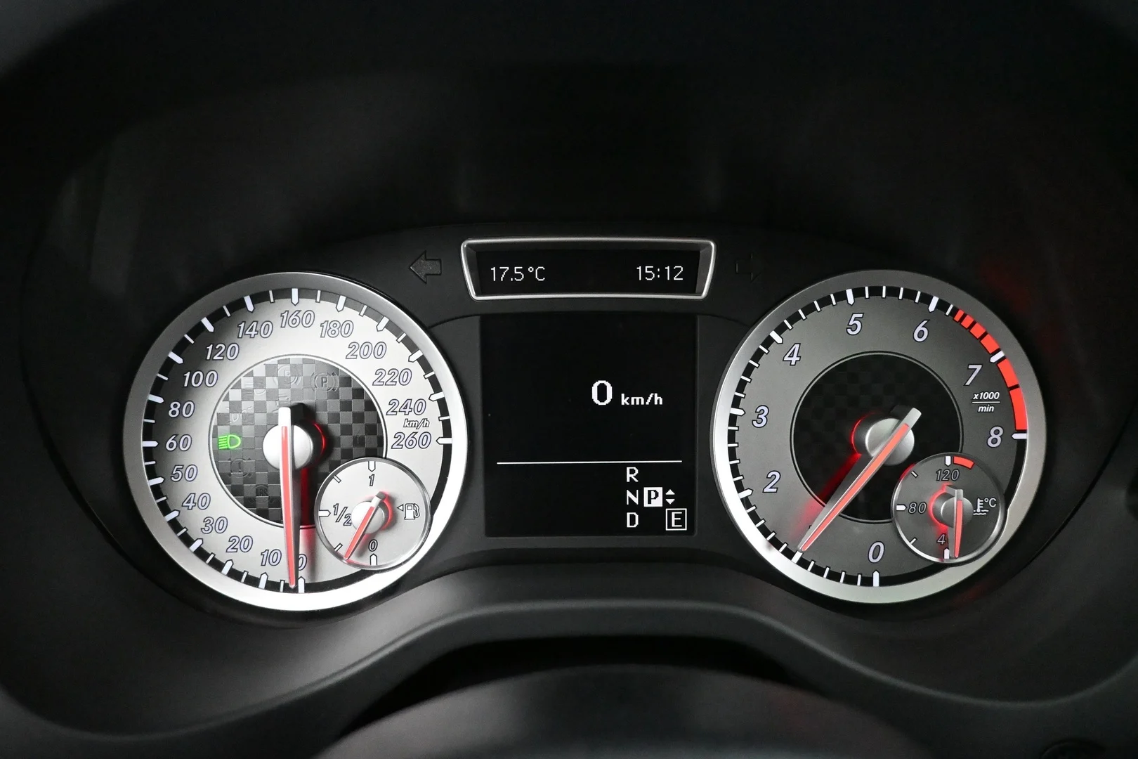 Car Image - CdHWxLMcfTzgBgPoOFqo9