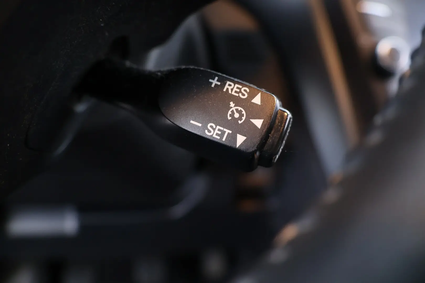 Car Image - 1e9IoSSh20jtRuiEIC0XiH