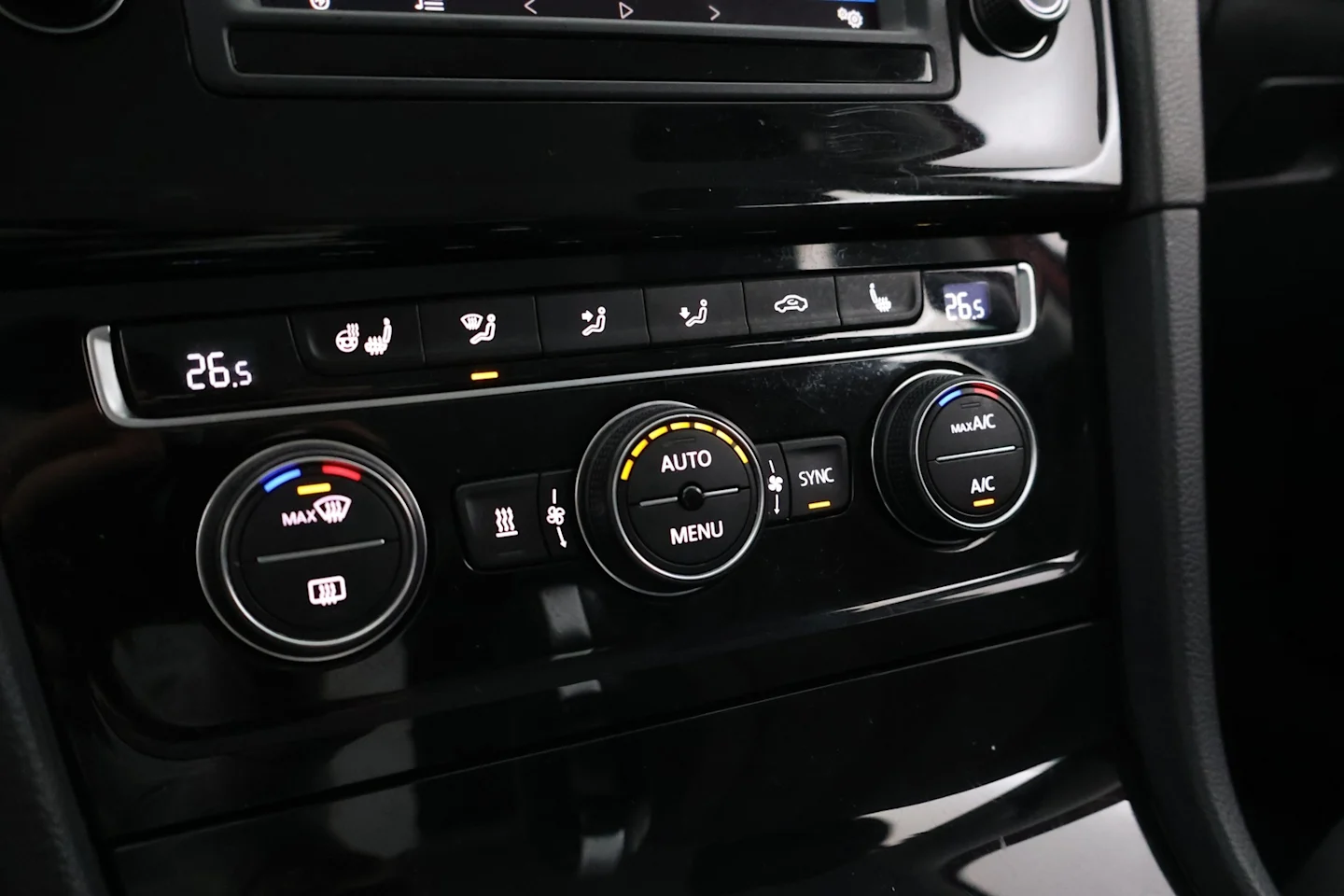 Car Image - 5uQHB8fr855i52ywVKV1gb