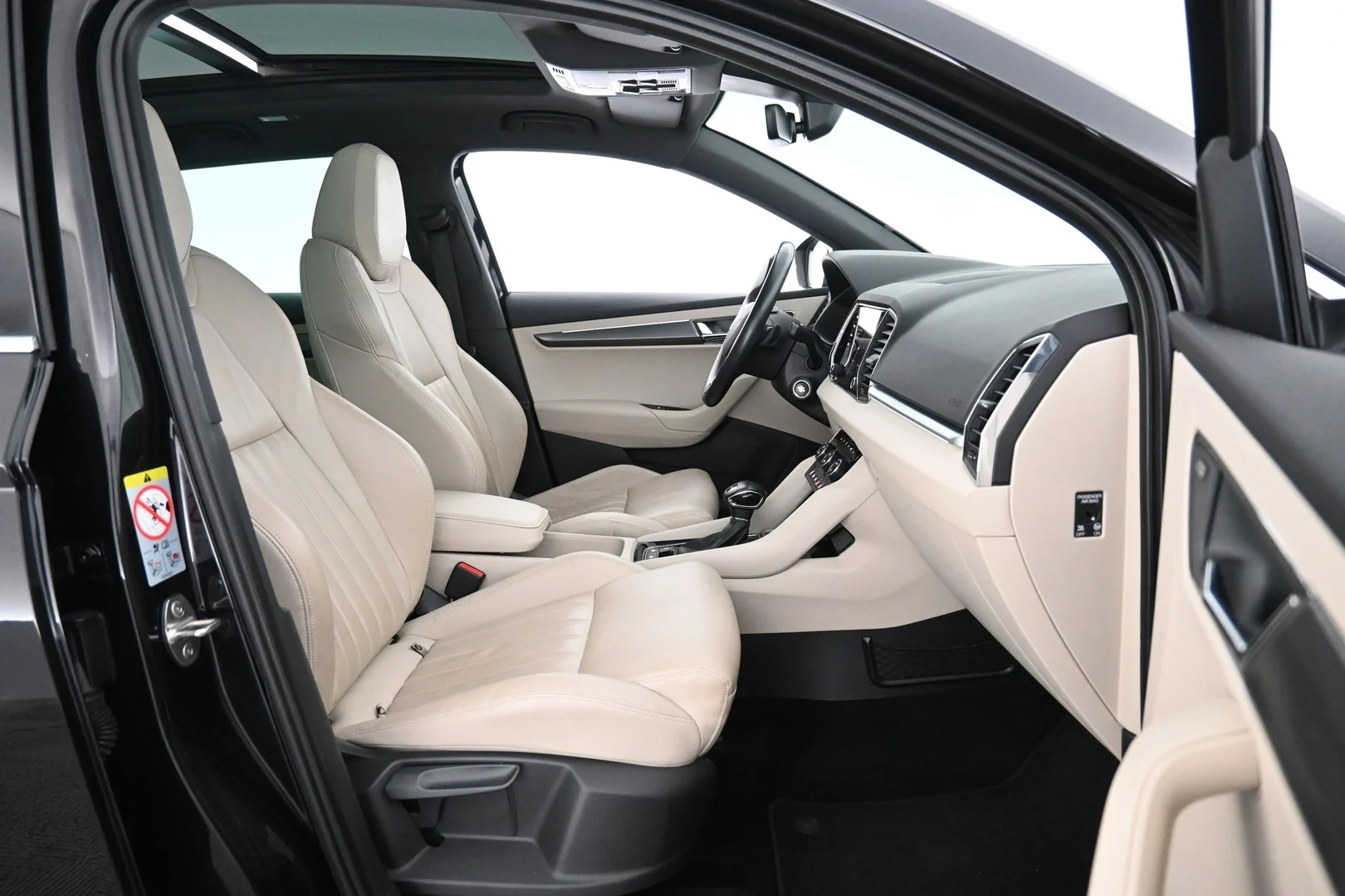 Car Image - 6mg8hPPqB5BCmJrFR42TpT