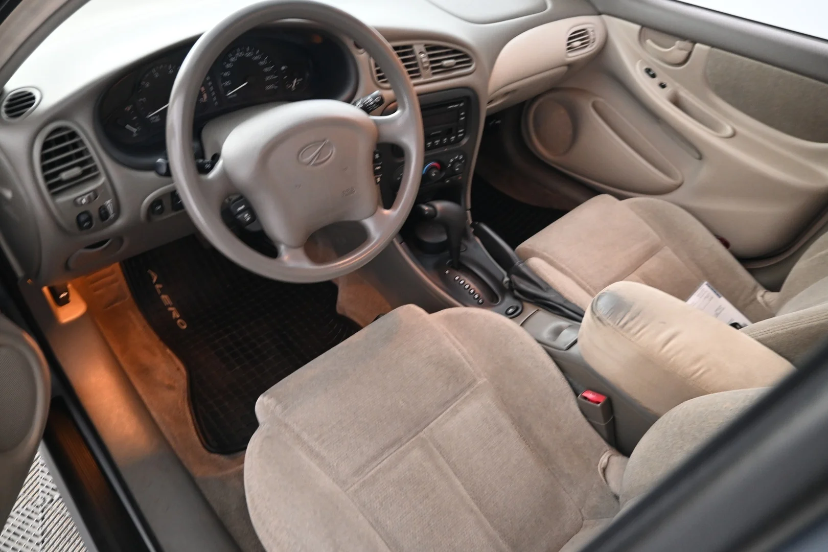 Car Image - 69AzetN8sO16wg75UXKjEt
