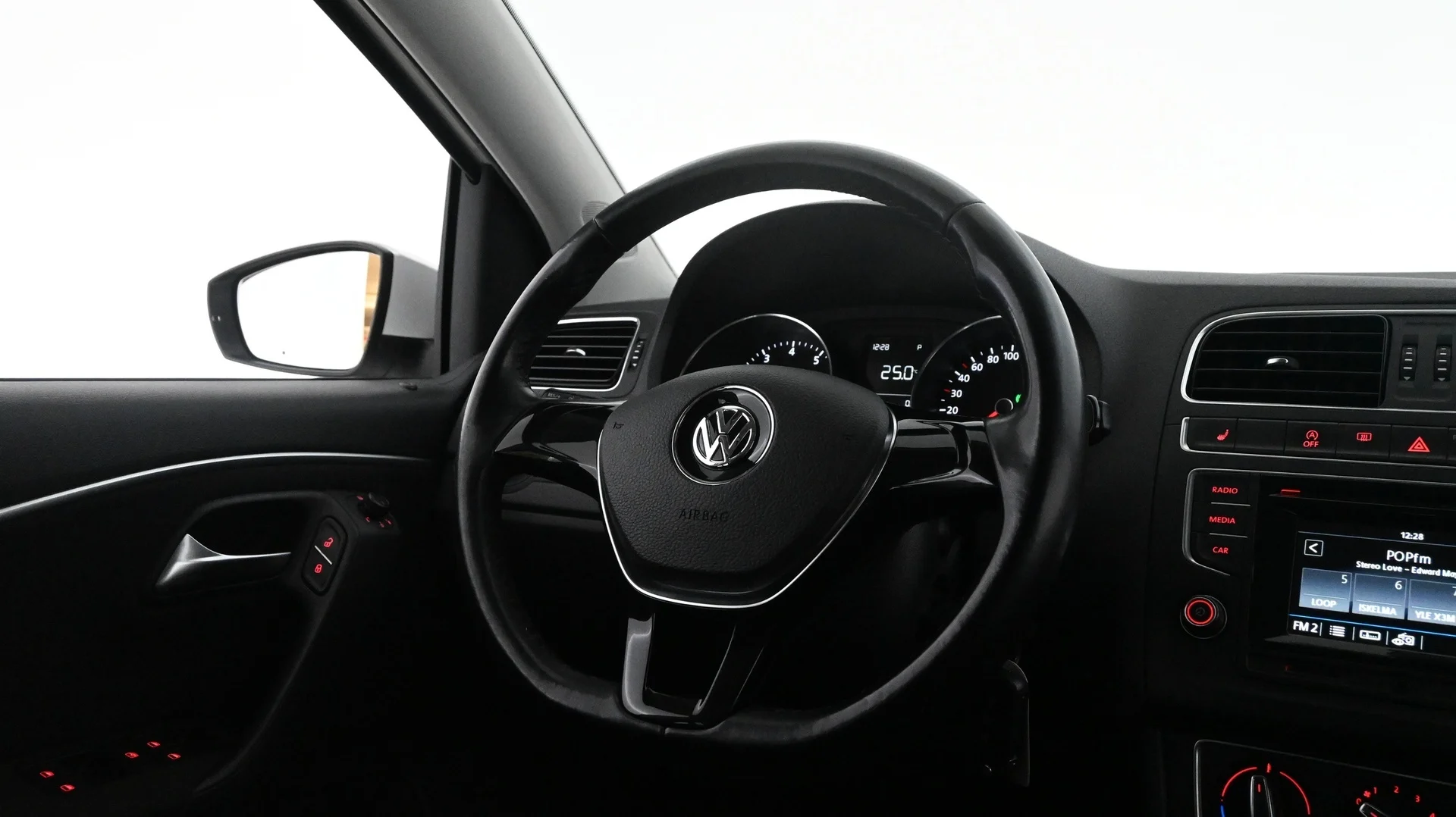 Car Image - MCLqa0VvSG8U7fUy9iqTf
