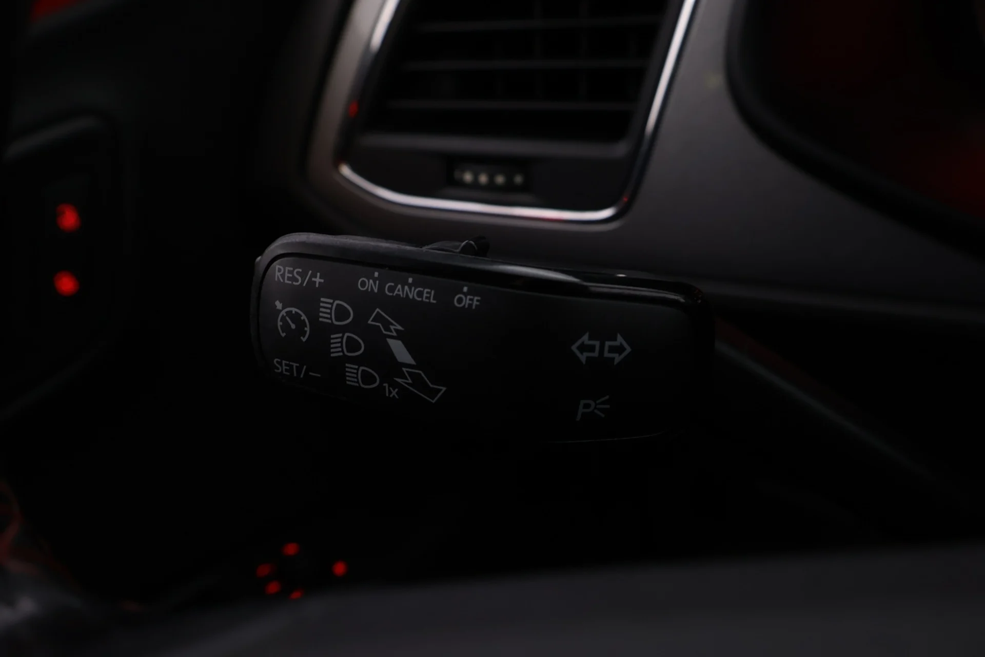 Car Image - 3QXMvNztwPxrMyxtFk8gdB