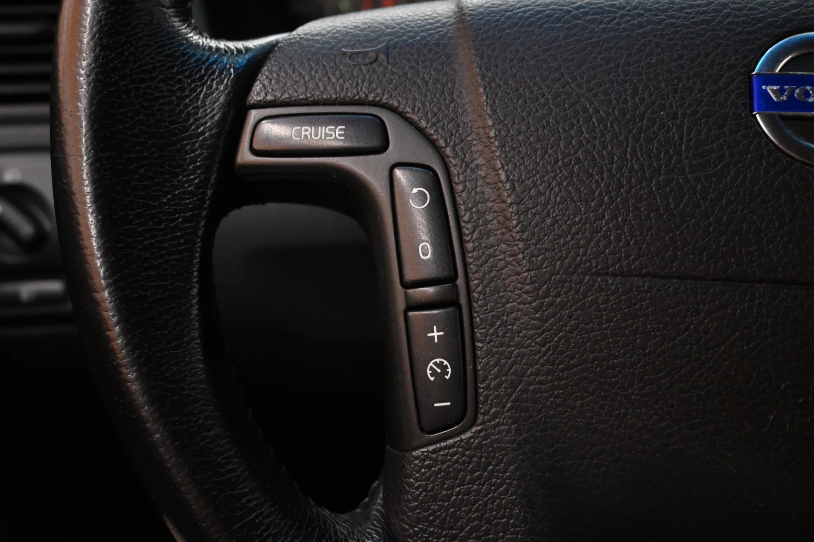 Car Image - 7HyVUKXXcH5WHTI9VZbp92