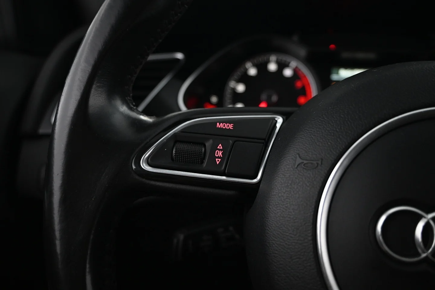 Car Image - 6kpfvQDEKedfsMrn5d0Ei0