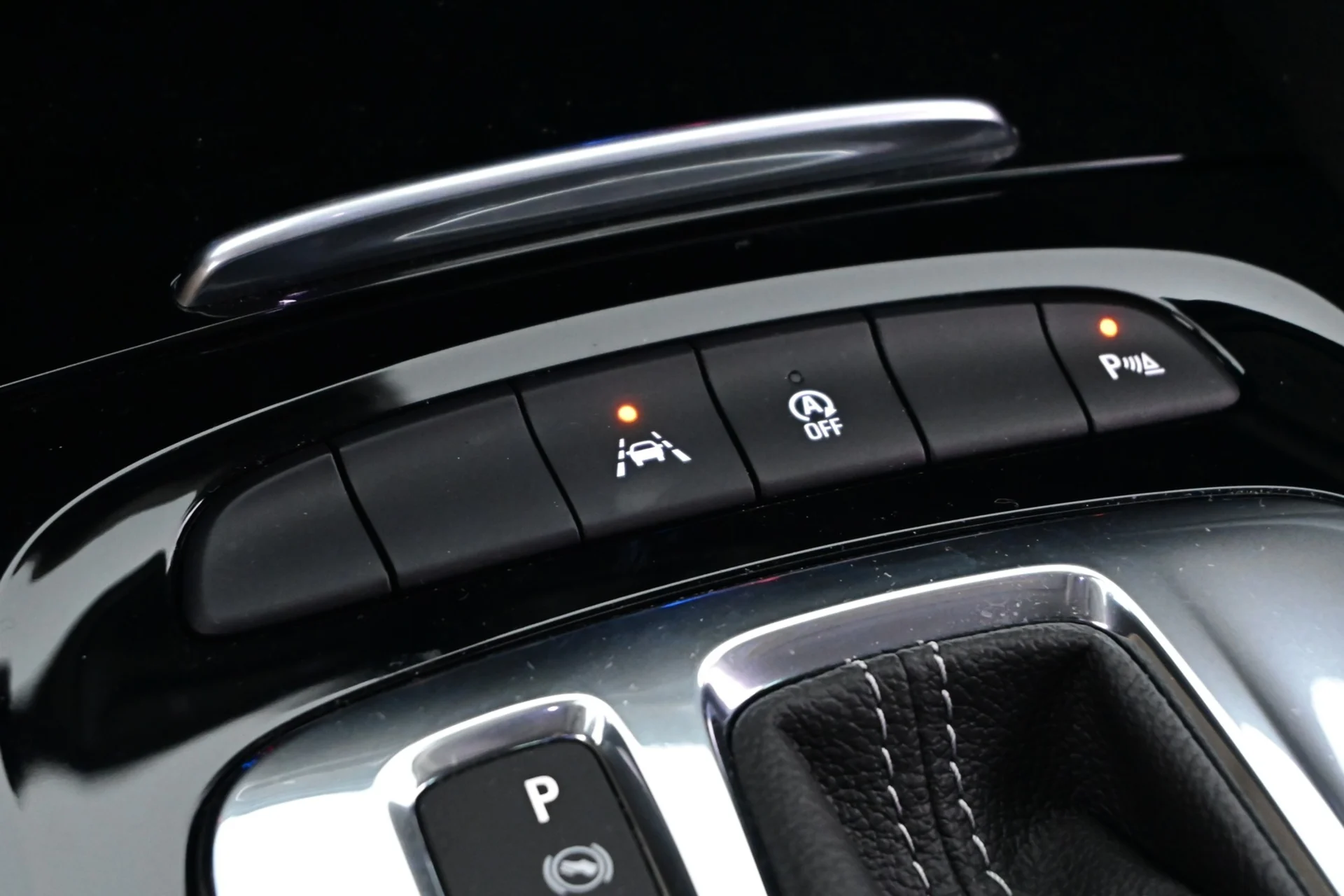 Car Image - oUb8DVvPDAJJHZJr11TzY