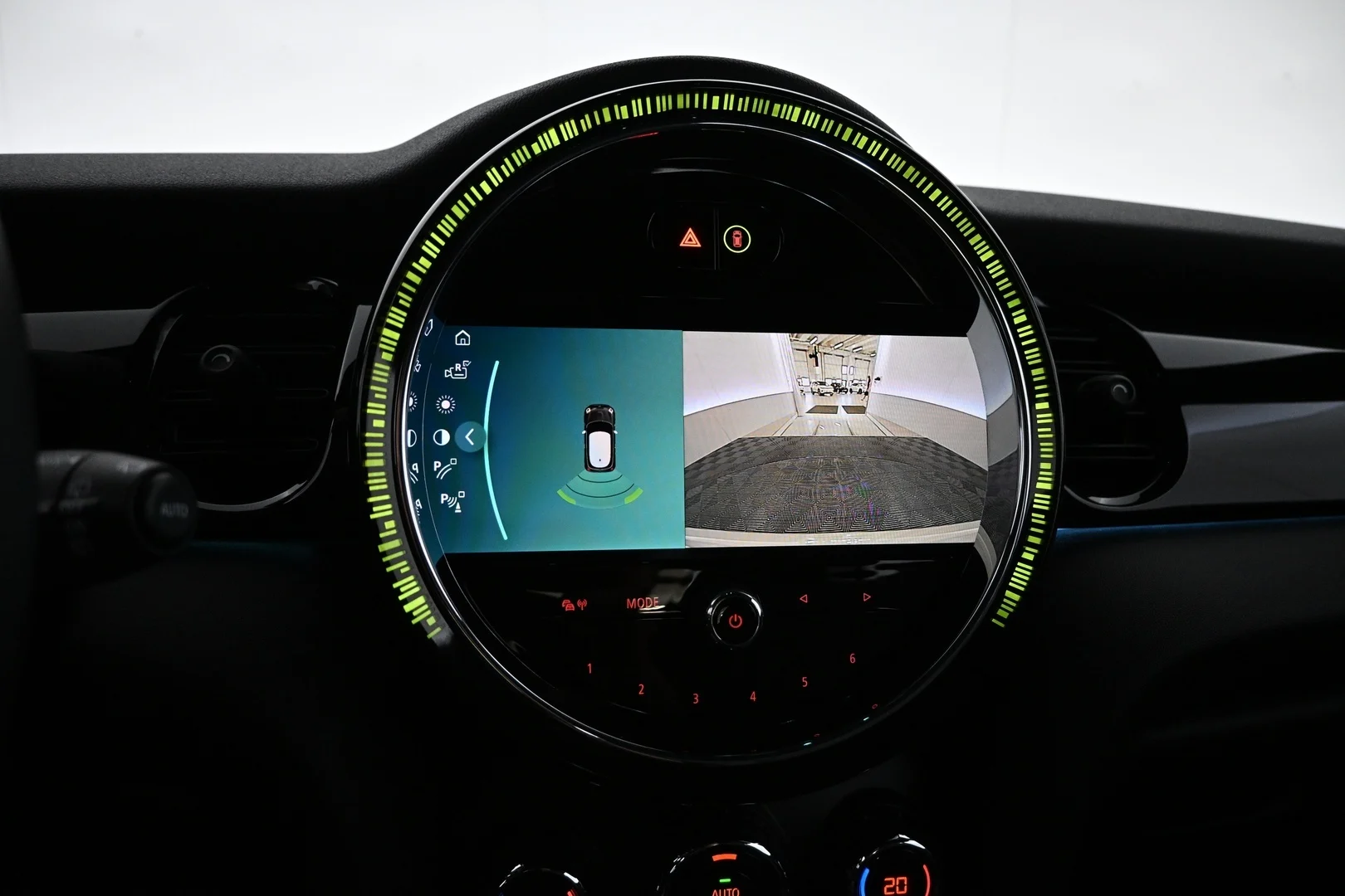 Car Image - 2rLjjwjb0wrKYouZLb45Fa