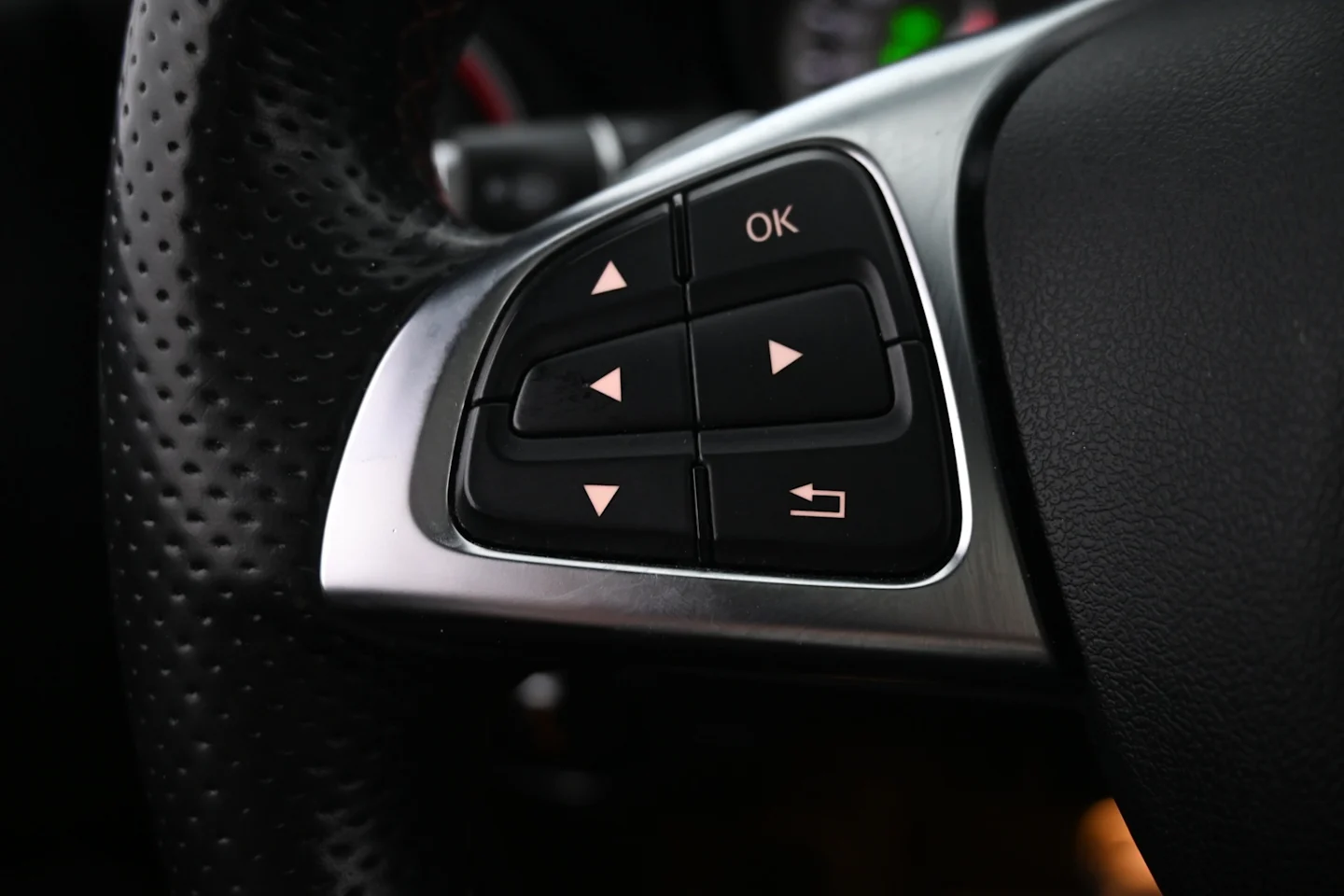 Car Image - u6eC6VTXMlssJaaSaWBAt