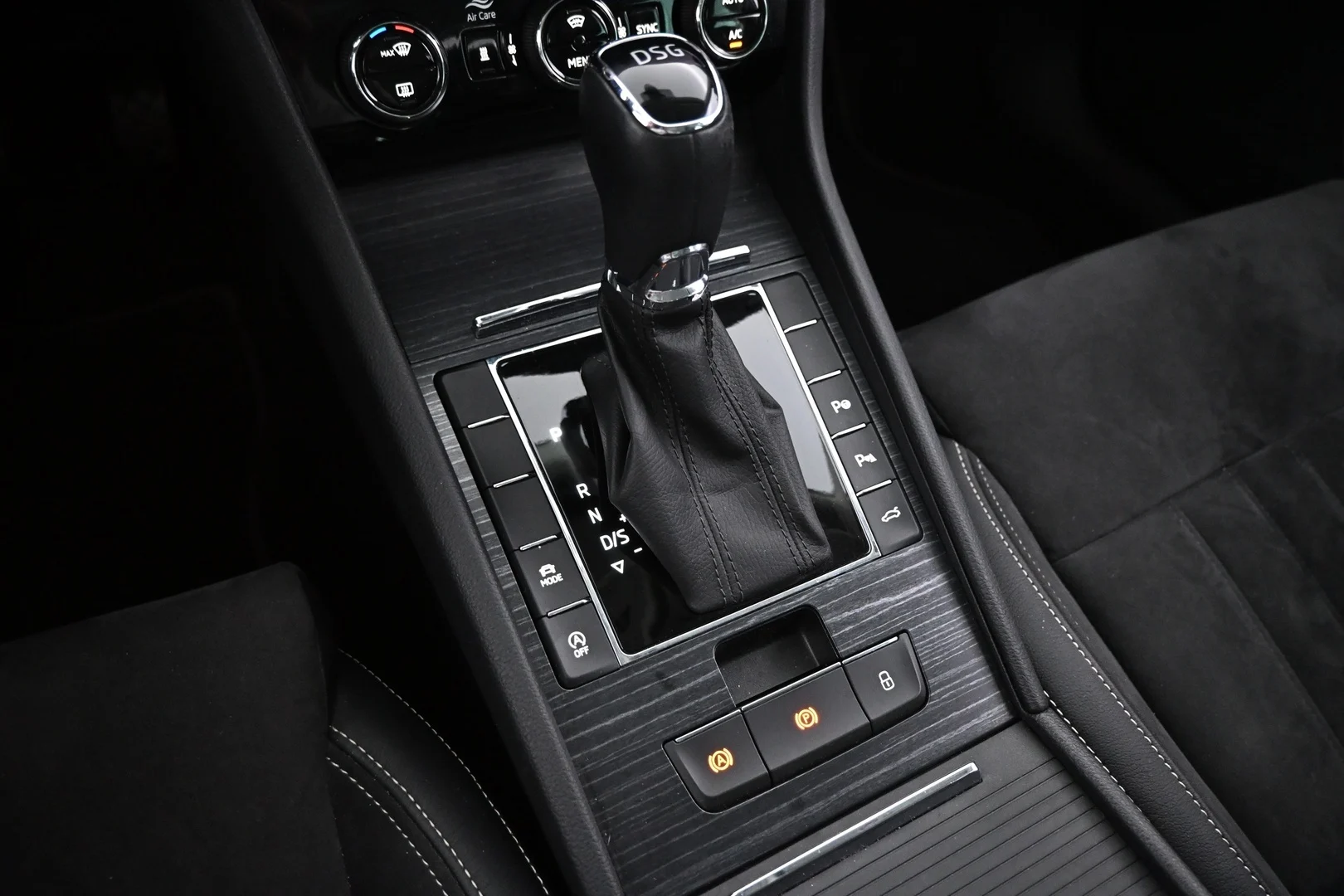 Car Image - 5jxPgzfrXf9zCUWUj6dKwH