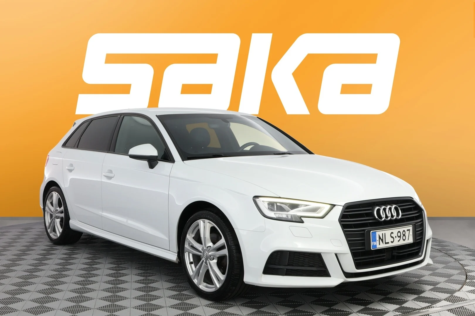 Car Image - 34ectiUITQ8F21zkDoXO47