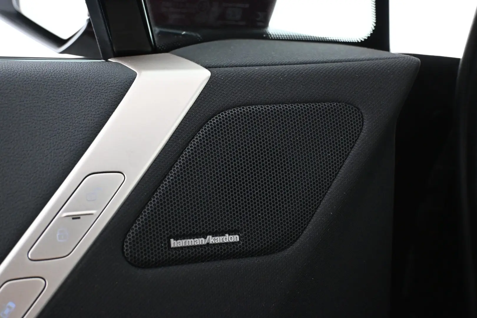 Car Image - 61jVsR7auPvPTDKFAMk31g