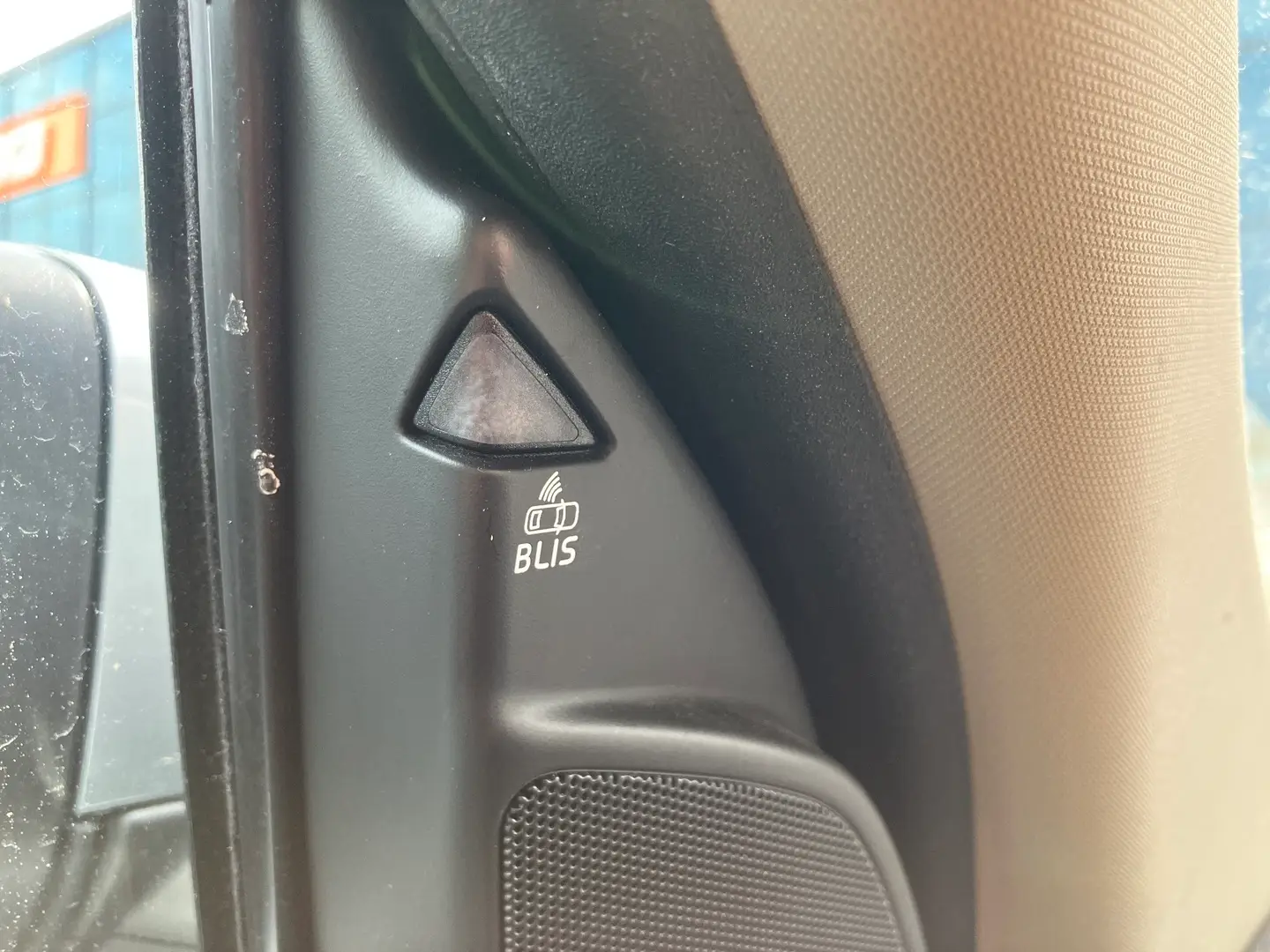 Car Image - 1ouhJNuYantcn0eC7Wdbrf