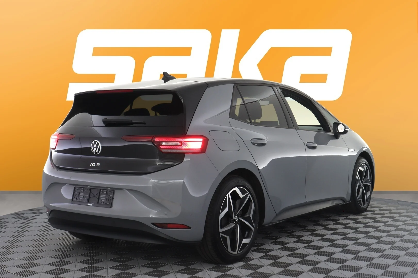 Car Image - 6zvbcFiruZOYSrPxVvwNuF