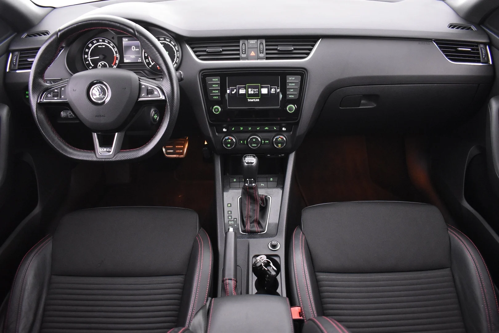 Car Image - hiX4PAiyeqBdmCyZ3uWP9