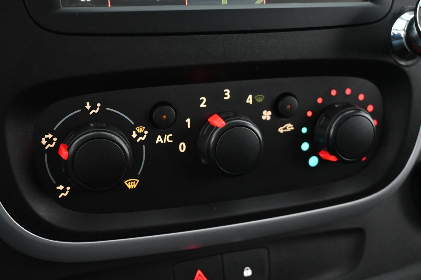 Car Image - 7yhX7HdyG0f0qEbLtIqBFL