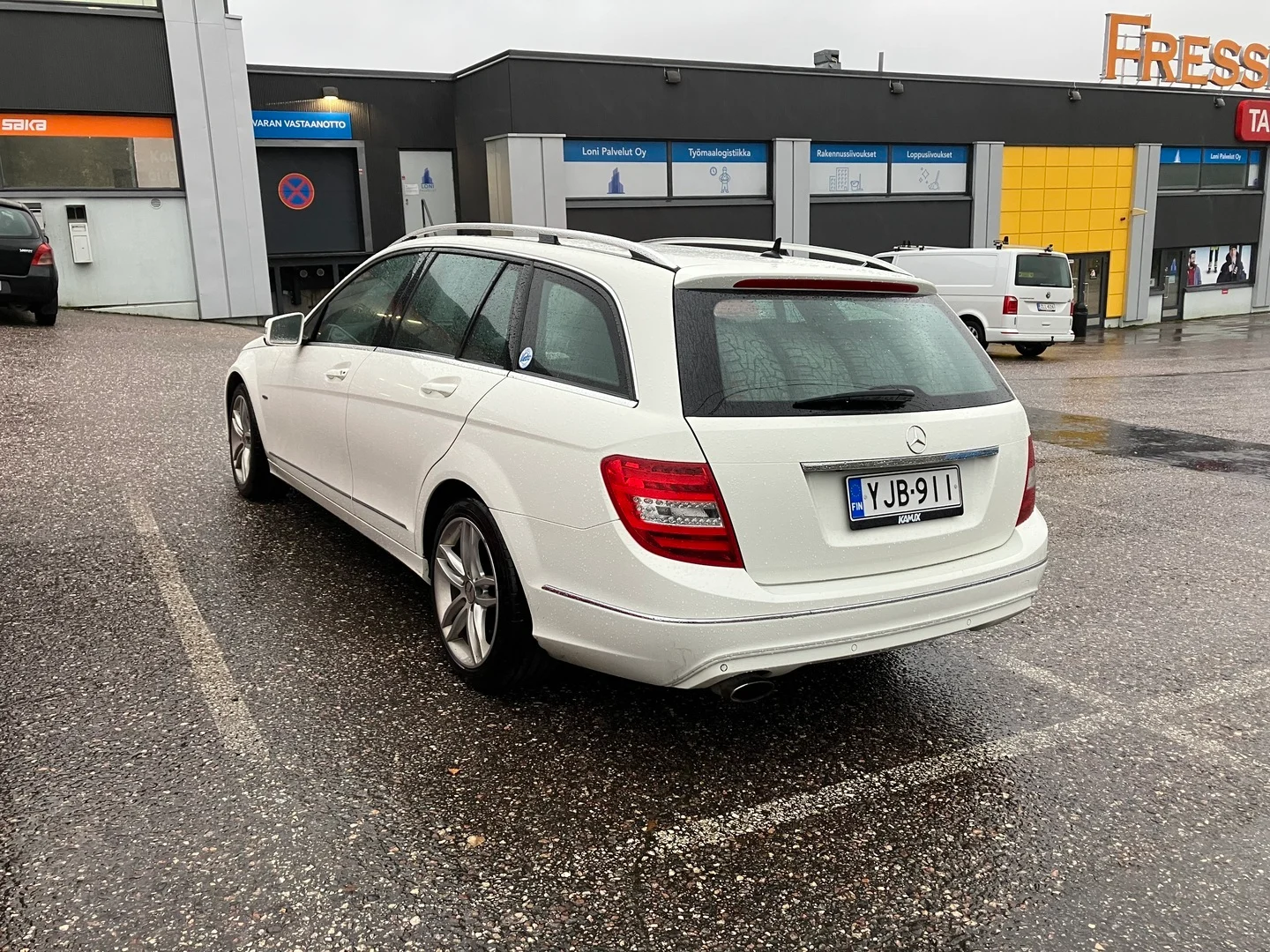 Car Image - 7qOiFUoyXphE14Cixm8m5I