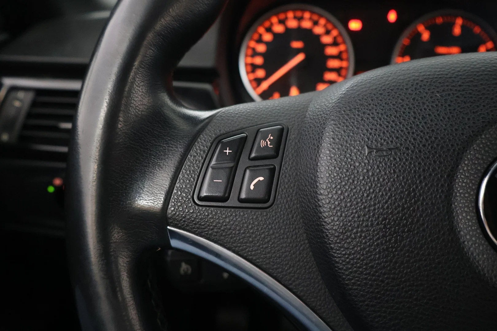 Car Image - 7Gk9fYedStegE5u9fXFx8S