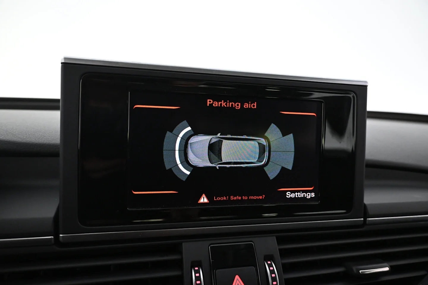 Car Image - 6iL0KETZZPbai0Wgnax1vC