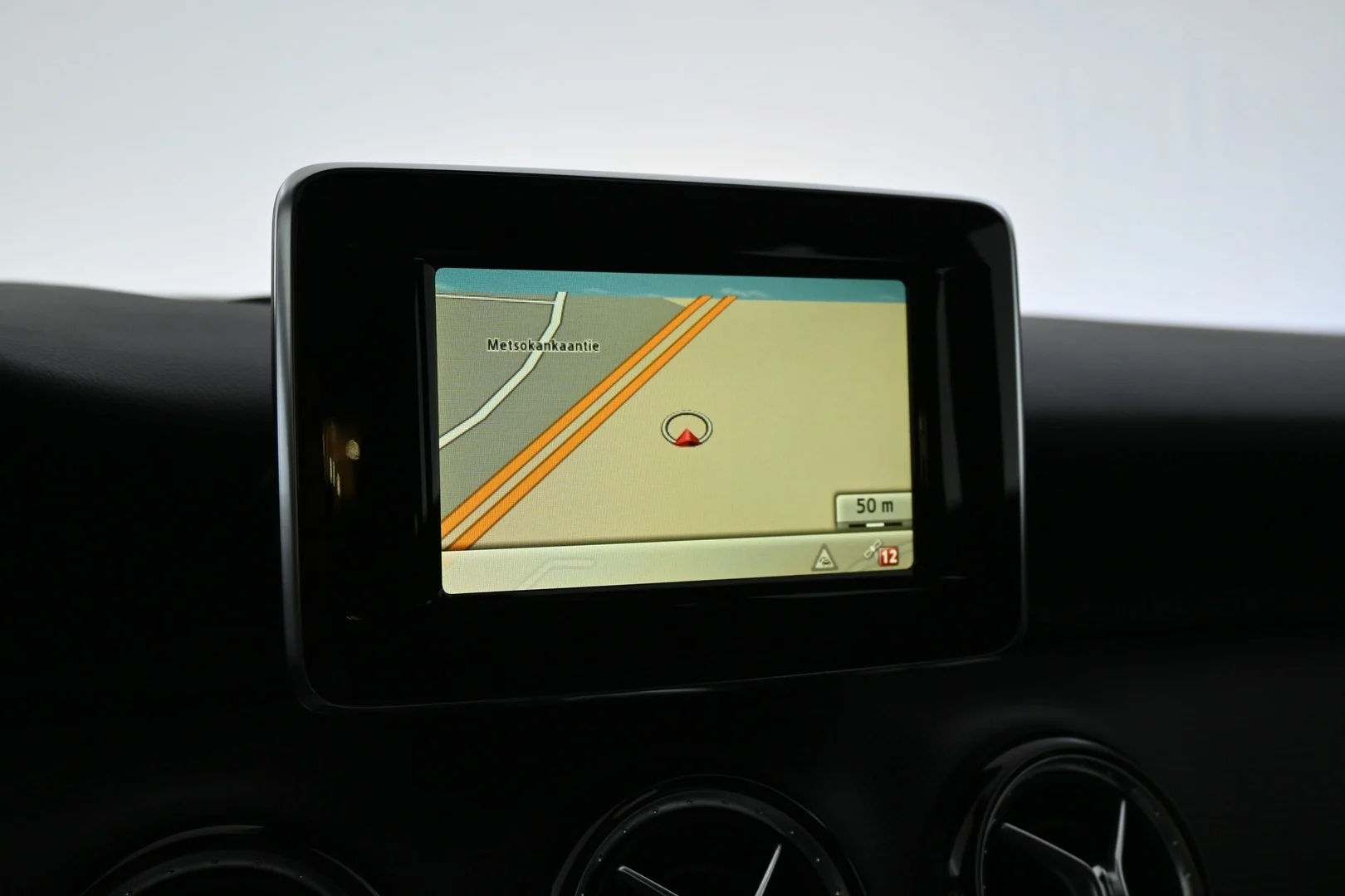 Car Image - 5il5V7lqaMmp9QZeYjlBbm