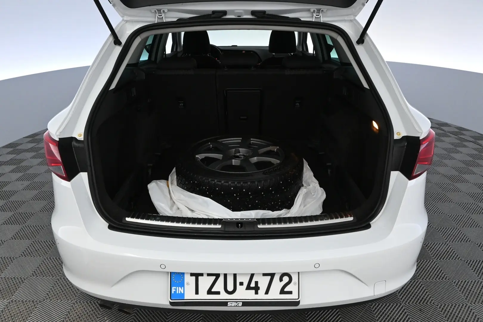 Car Image - 6NMzhanVlOdsHpC119qsXV
