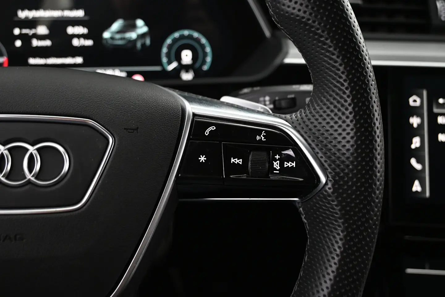 Car Image - 3k2y8c4jgCi7VT7V6WHUvK