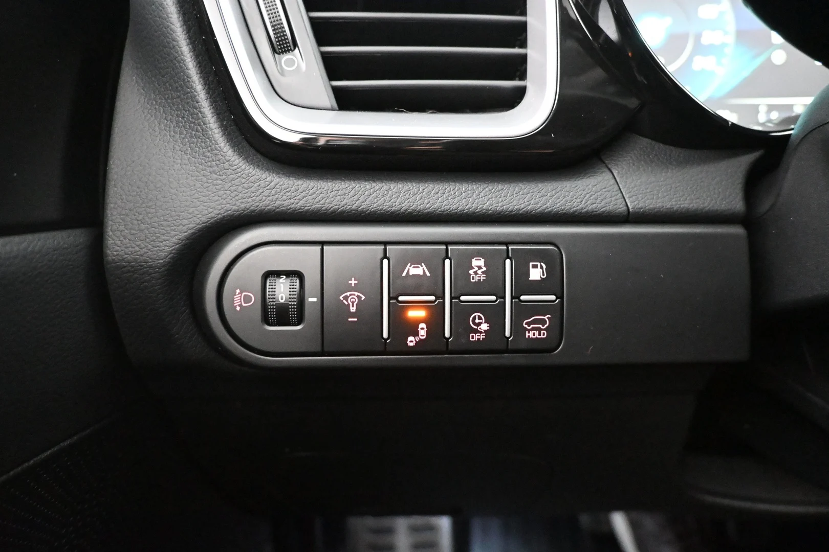 Car Image - cUIY3aQbSIhGFt5ql0gd8