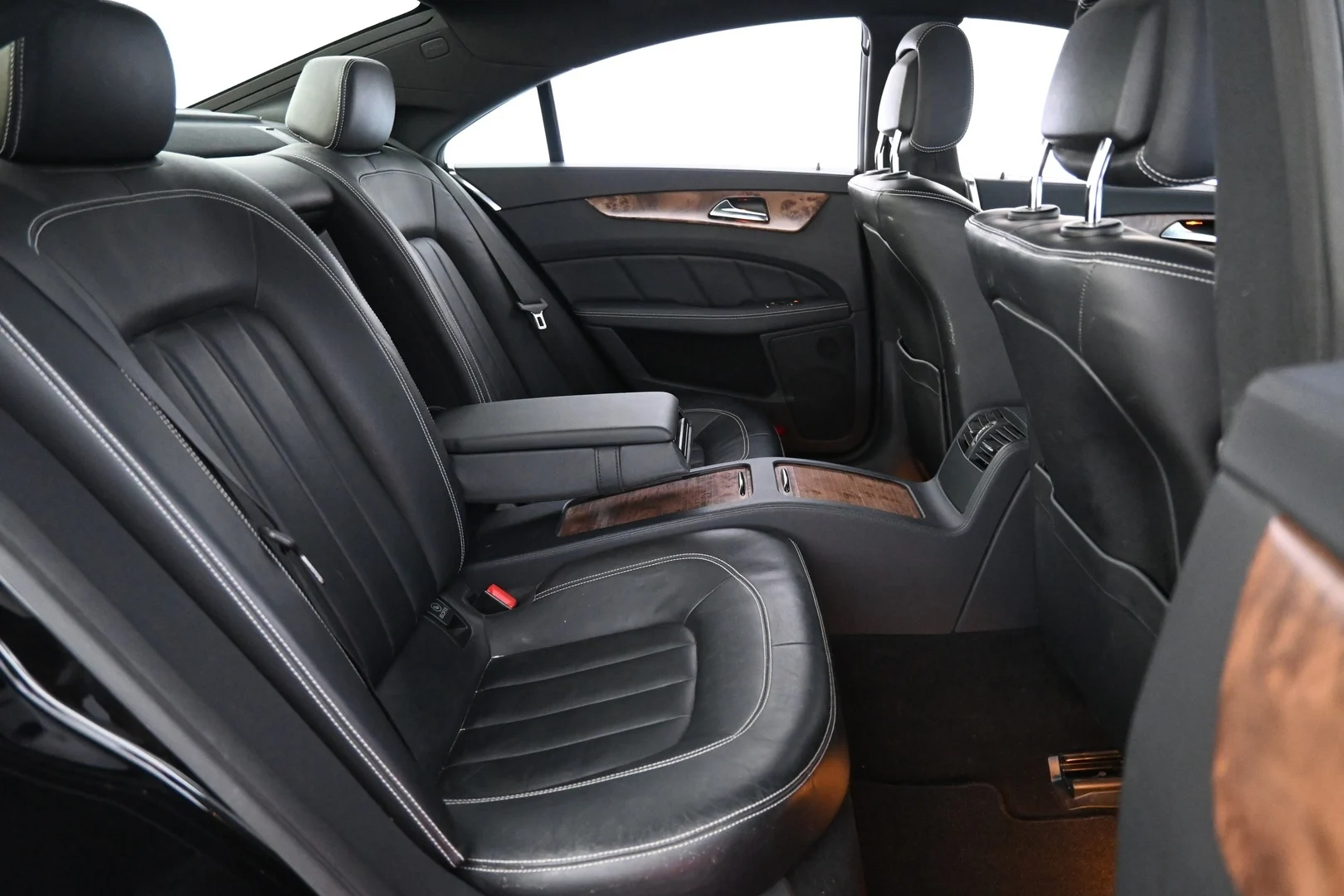 Car Image - 1ysIc0VdHxO8AfqJ0YGUuw