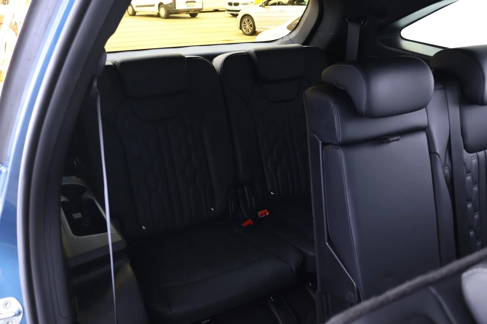 Car Image - 1A9ylQQb1DFi6UddE2rNRq
