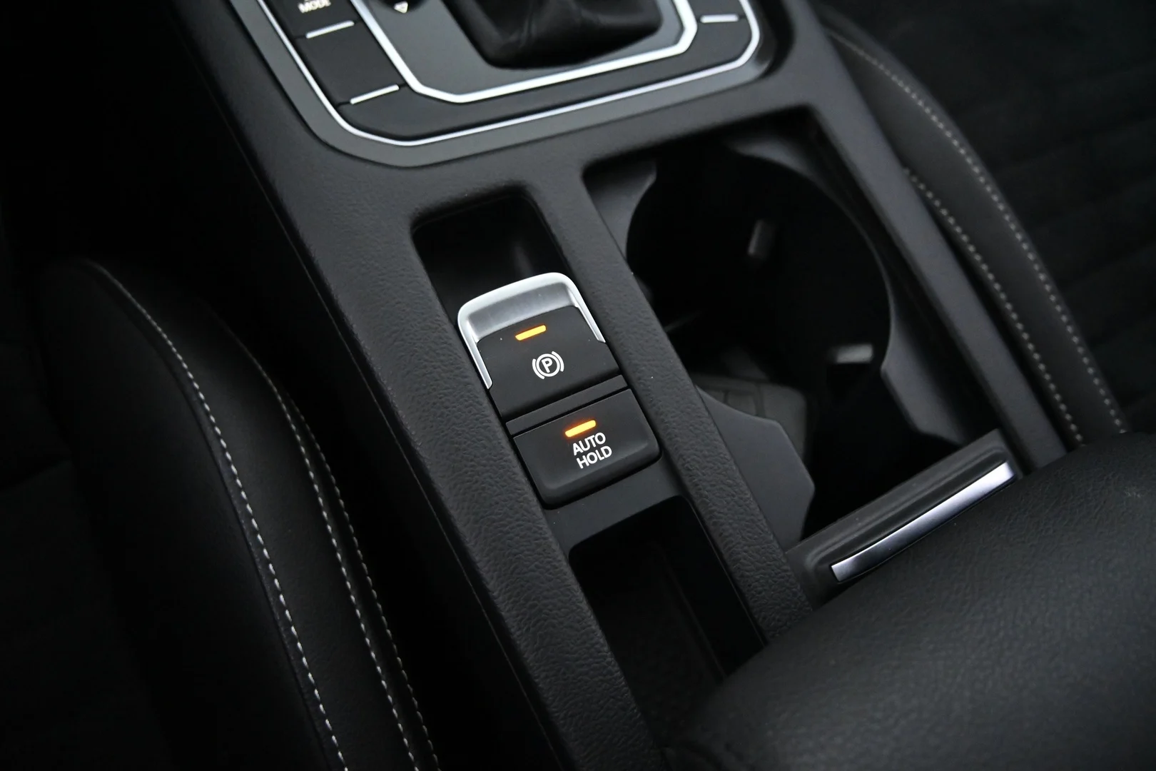 Car Image - xFs6D48EJ0gZrP6WQ171x