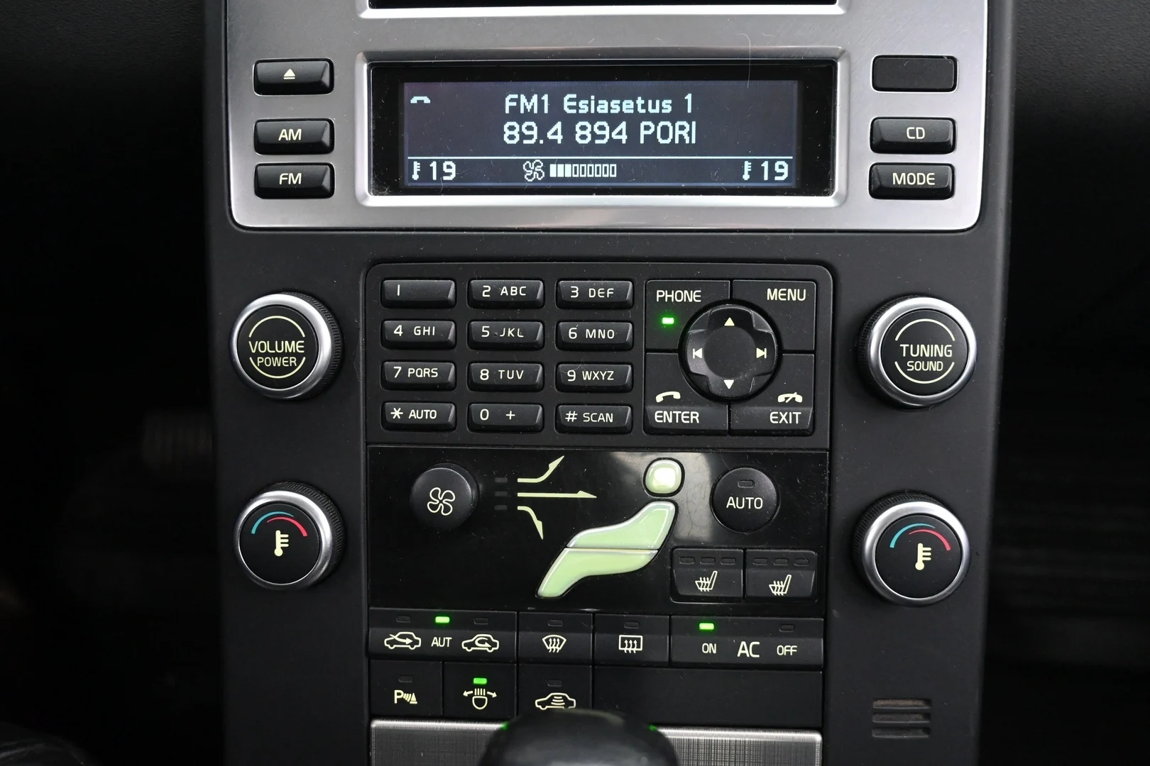 Car Image - LiDQpKFC4MZYPhlnB24Lu