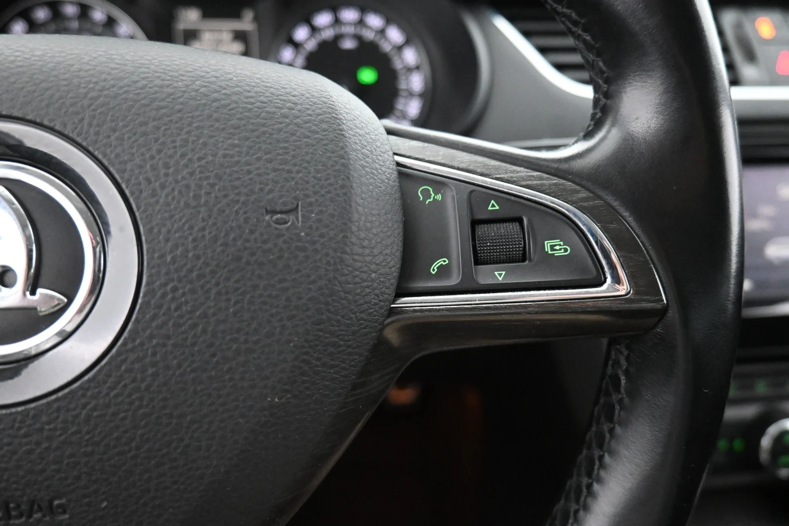Car Image - 72YtNw0L6Q02AhpjgOzRr6