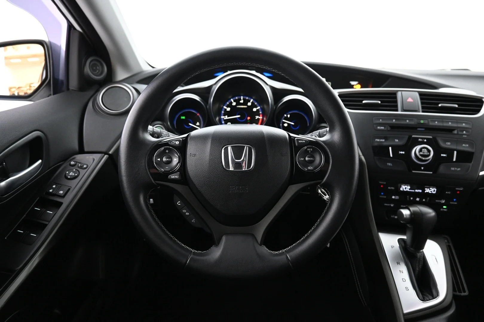 Car Image - 4r8Al0g90pnVeEegpDTiha