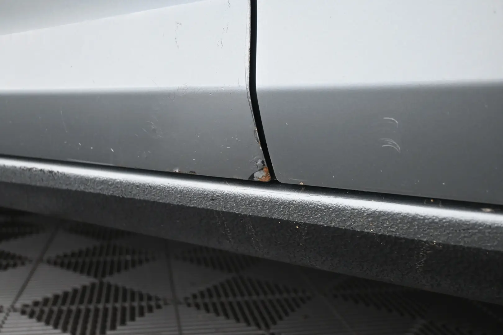 Car Image - 5kIZbr6xlzjHoZORfNDLzn