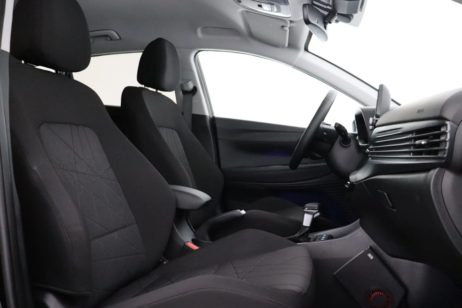Car Image - 4XxVy8kSobiP9ddTg5DMo