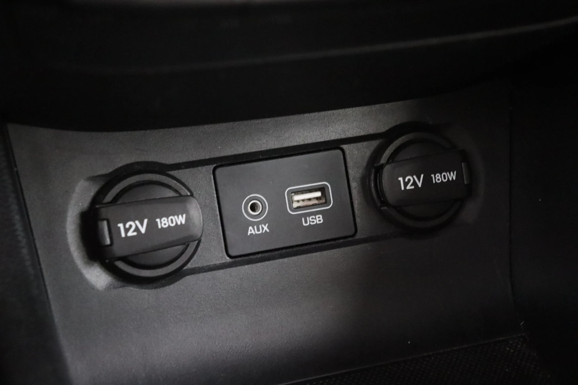 Car Image - 6AifX88beZmtFvWCubJbGY