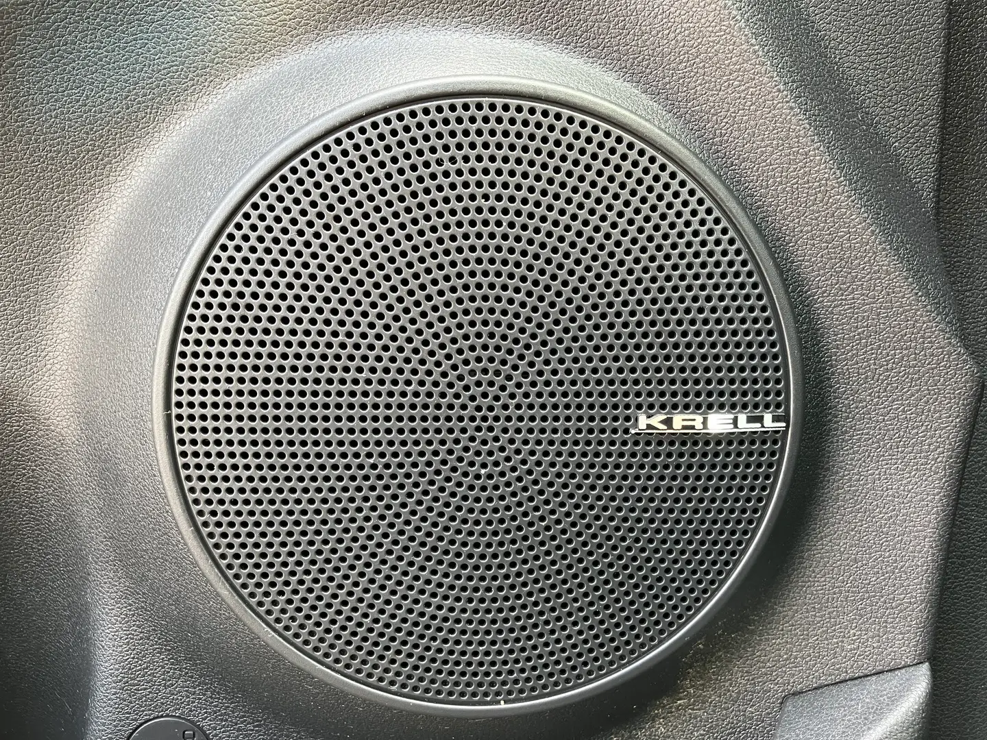 Car Image - 7k0FBXL1QvyWf9IBbbvmqO