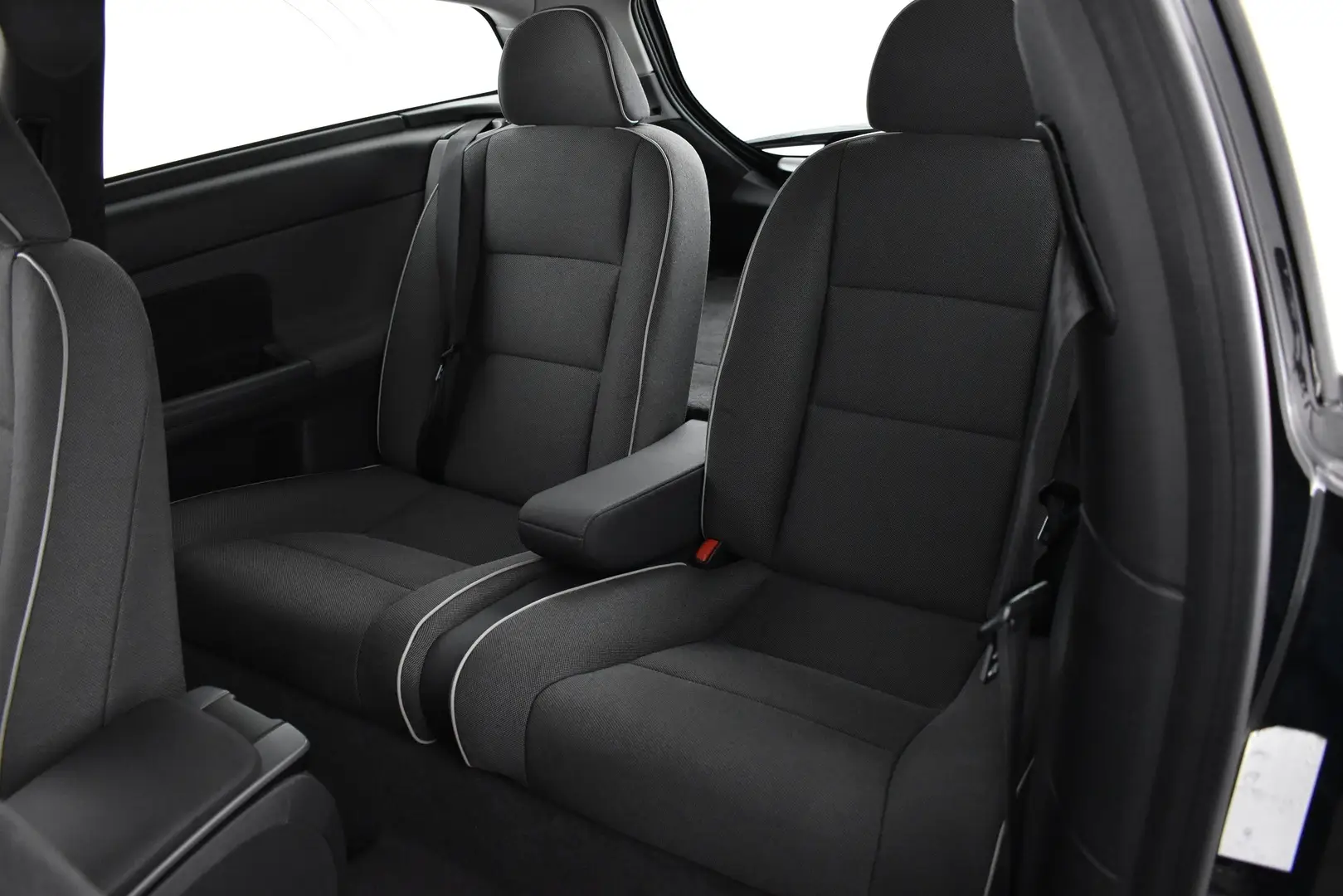 Car Image - 79ZMYmhG95RdWJI2LNxfYX