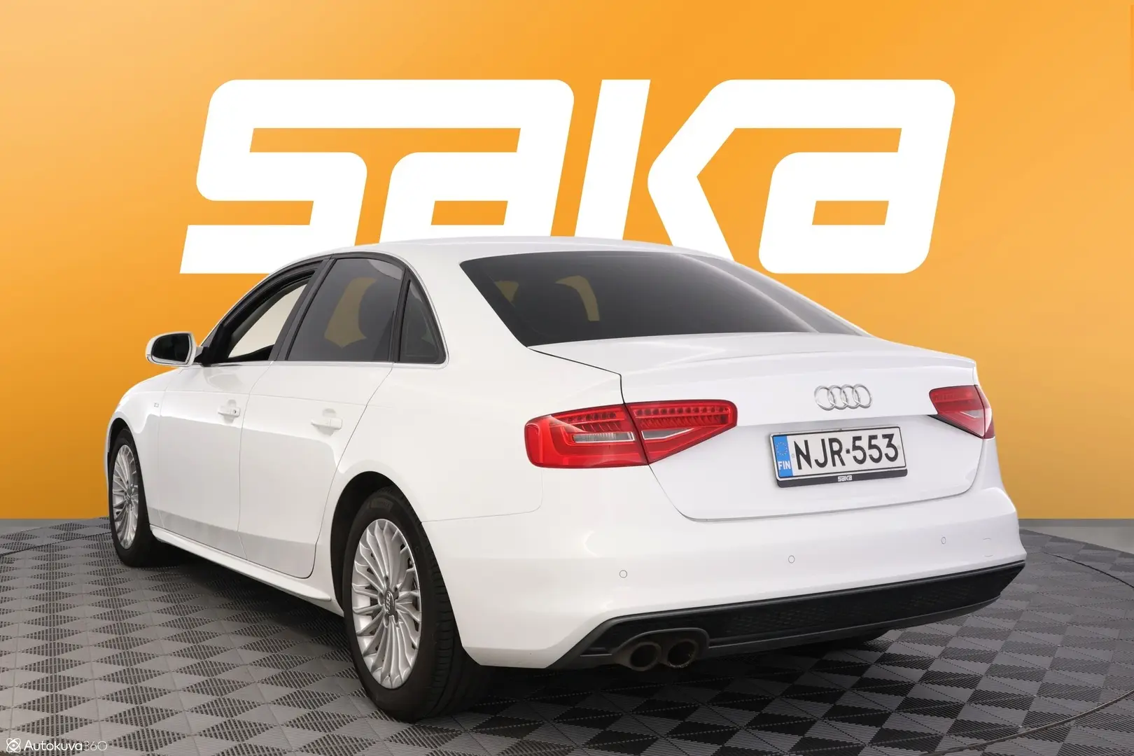 Car Image - 1hcHgq3bAax6OQIHC57EY2