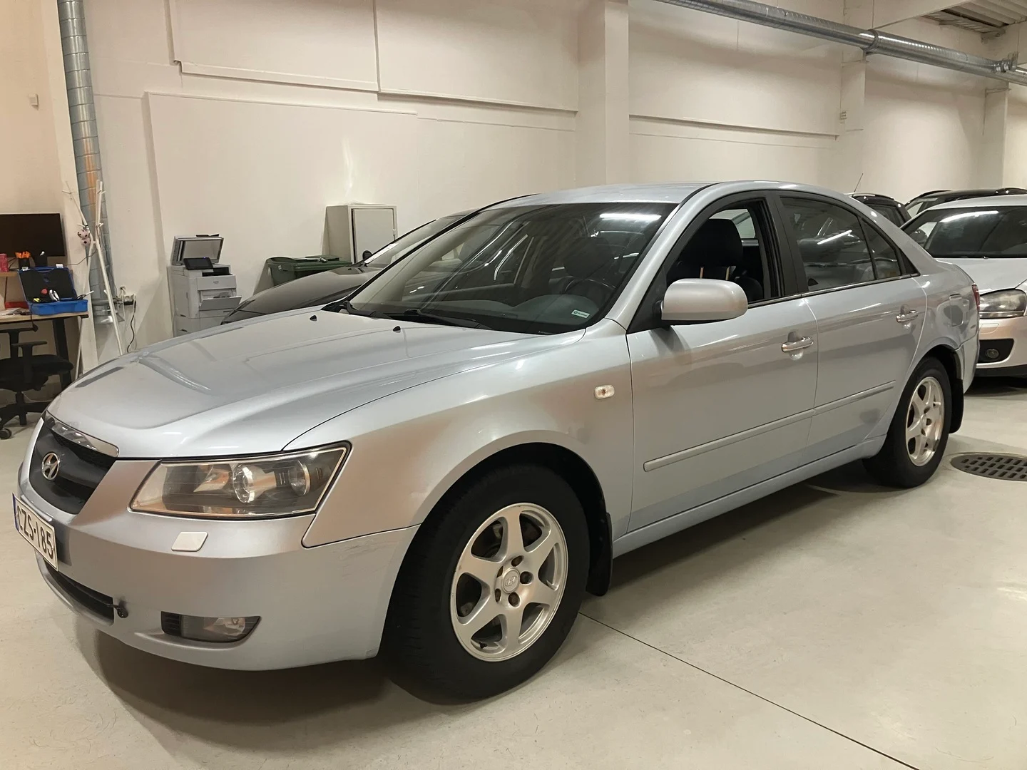Car Image - 2KV2B6My5KuzxRxH7CCyp2